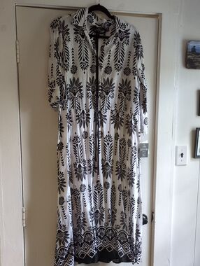 Black and White Floral Maxi Shirt Dress